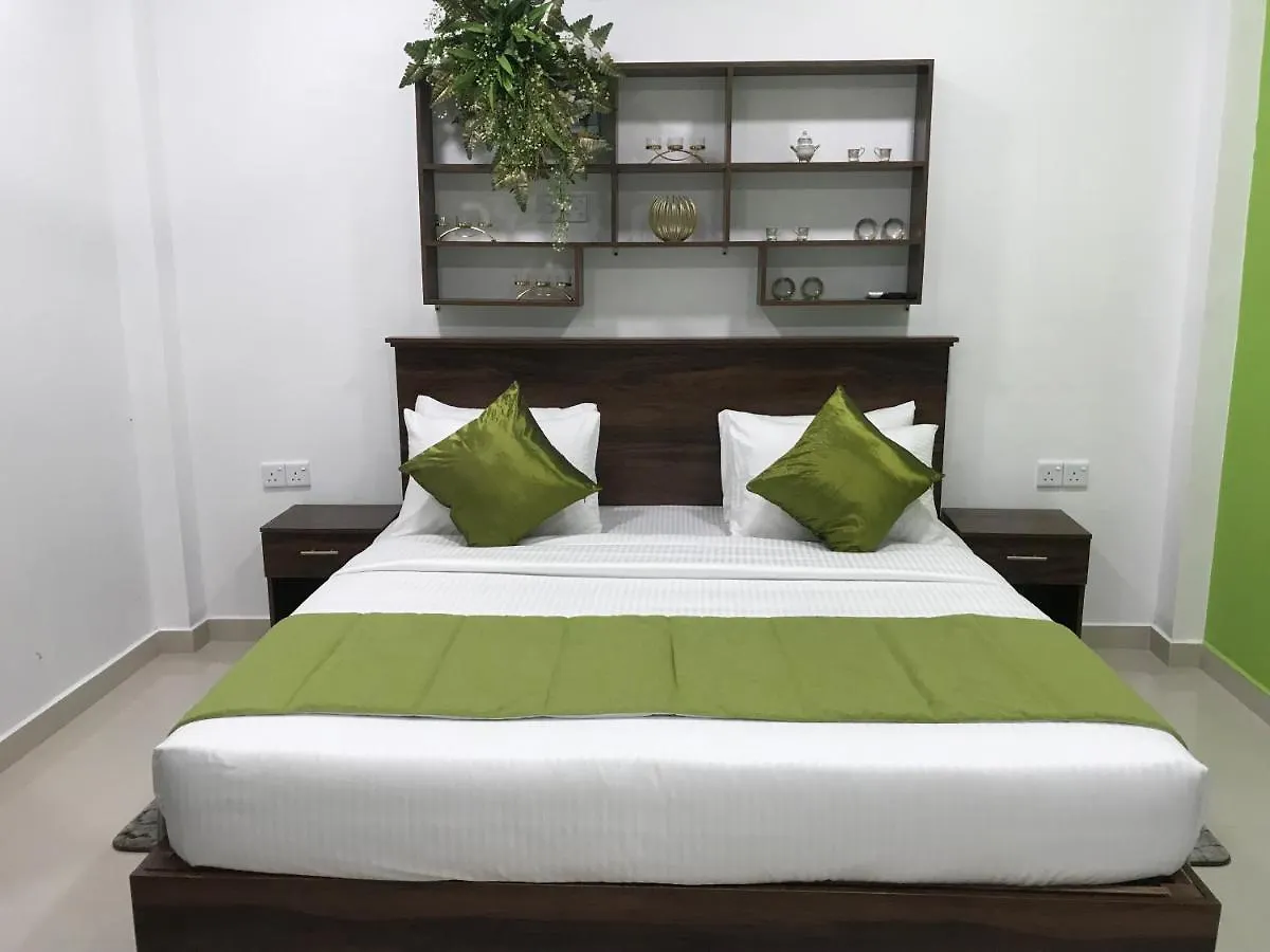 Cinnamon Airport Residencies Katunayake 3*,