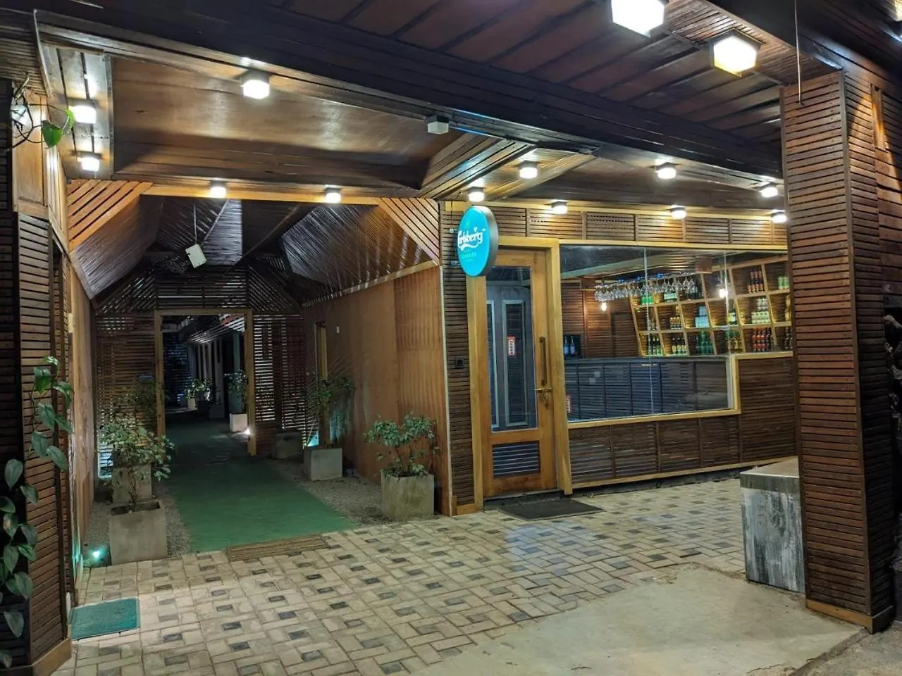 Cinnamon Airport Residencies Katunayake Hotel