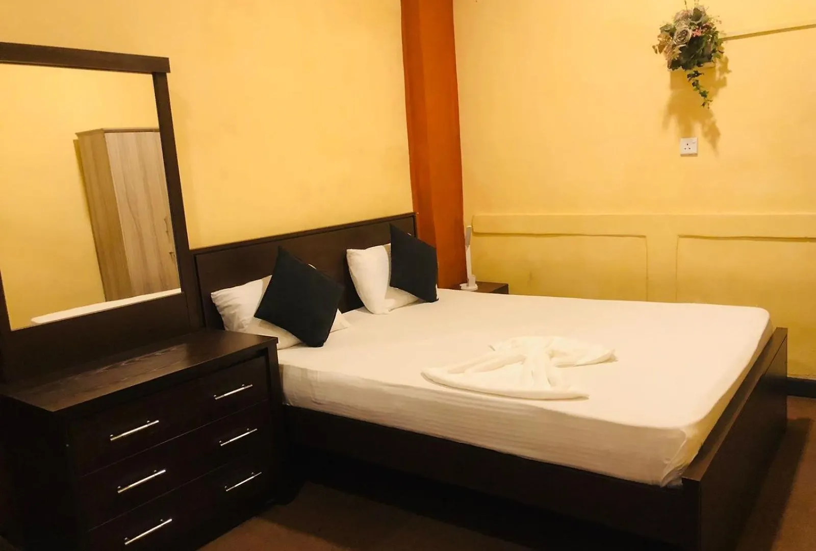 Cinnamon Airport Residencies Katunayake